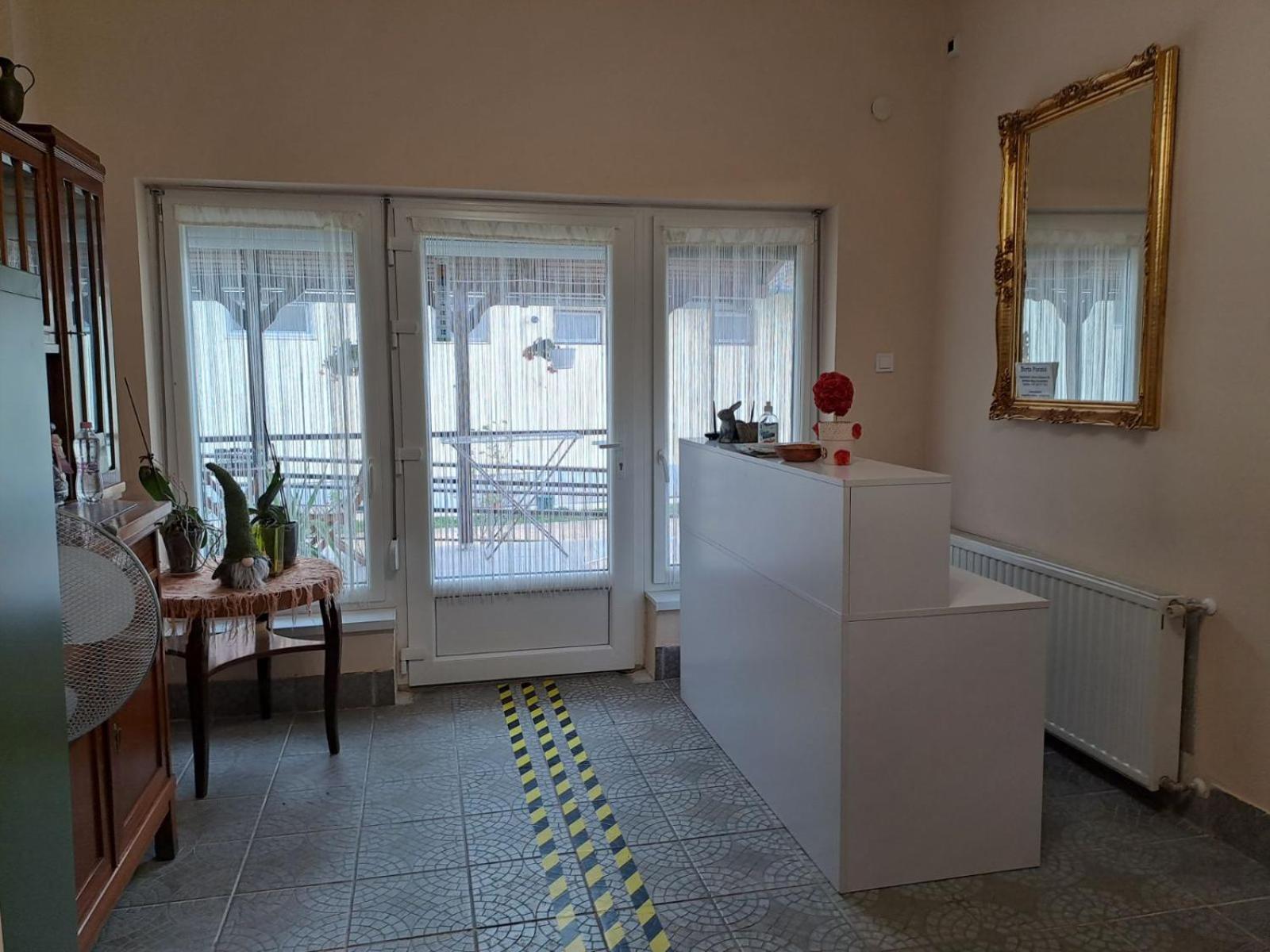 HajdúszoboszlóBerta Panzio住宿加早餐旅馆 外观 照片