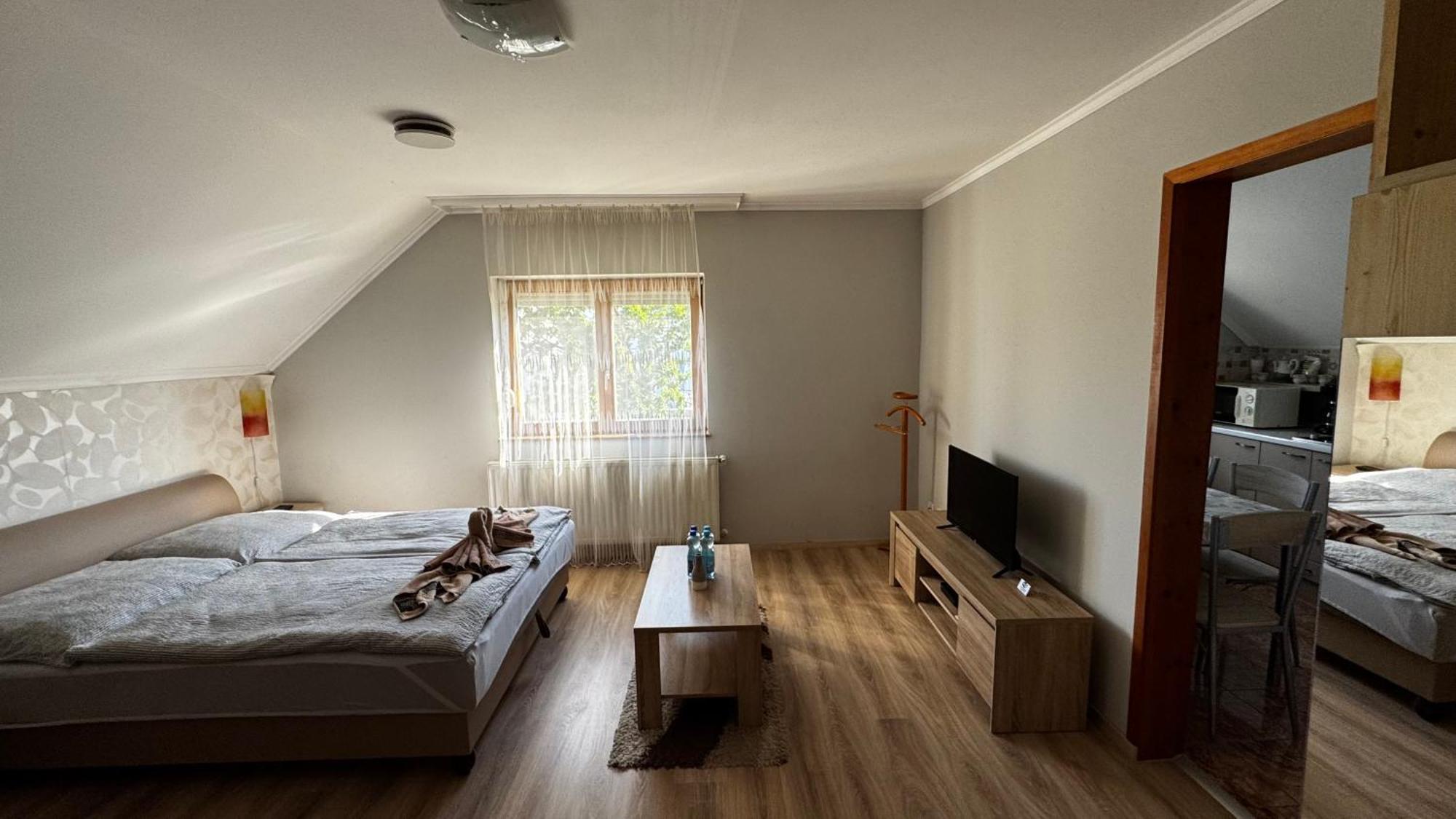 HajdúszoboszlóBerta Panzio住宿加早餐旅馆 外观 照片